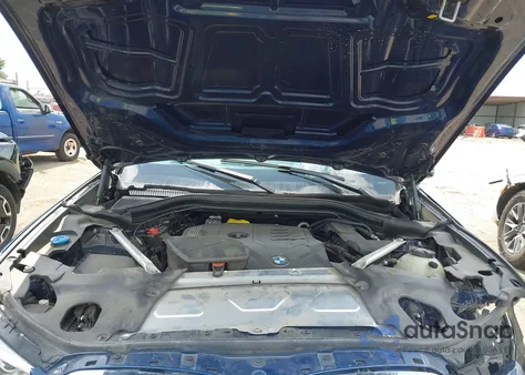 2021 BMW X3 xDrive30I z USA, uszkodzony, nr VIN 5UXTY5C03M9F11252